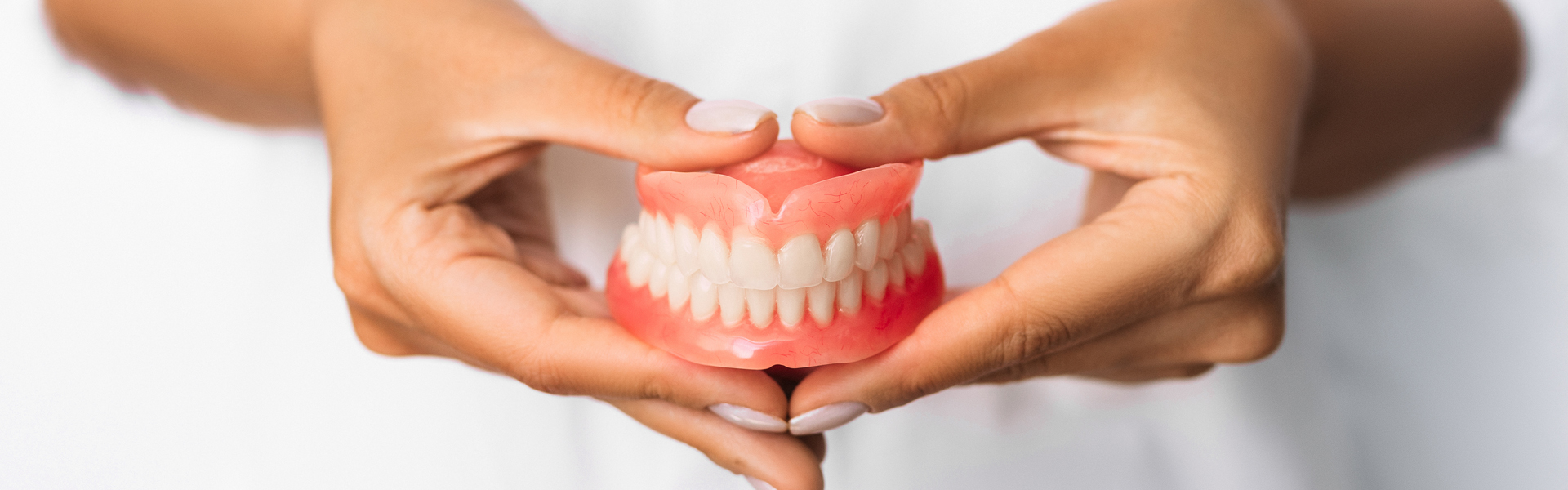 What to Expect On The First Visit To The Denture Clinic in Clearwater?